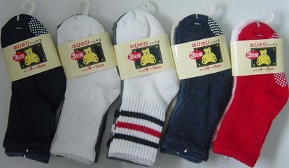 诸暨力霸针纺织品 优质童袜产品展示